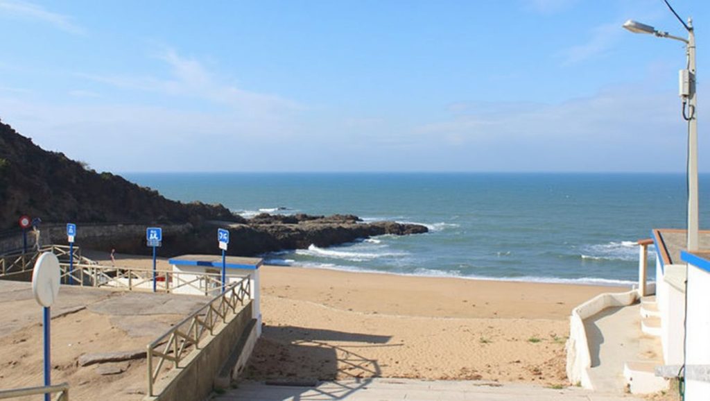 Praia de Porto Dinheiro - Lourinhã, Portugal