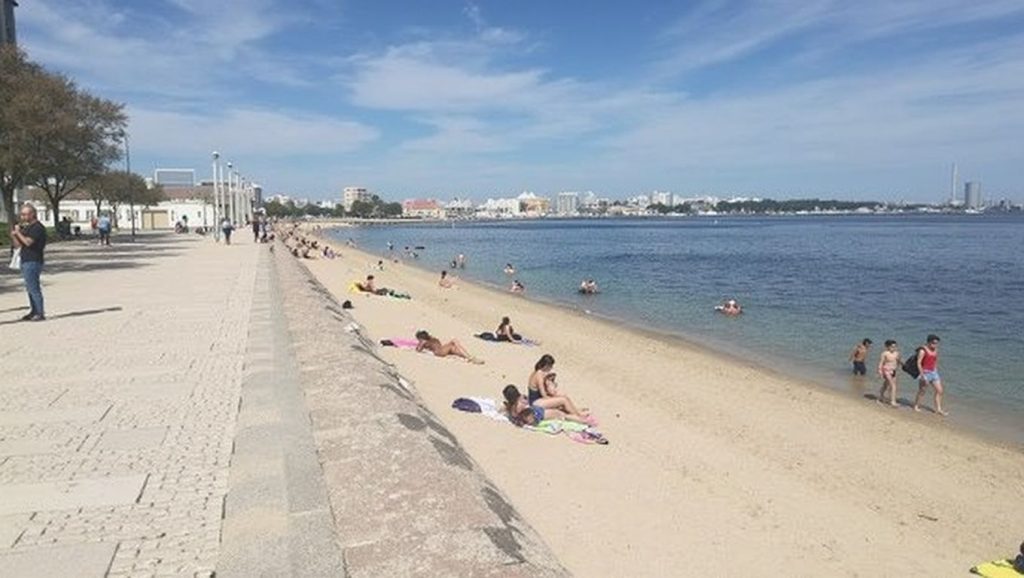 Praia da Saúde - Setúbal, Portugal