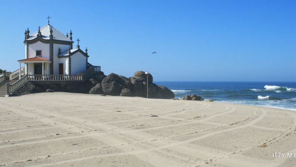 Praia do Senhor da Pedra - Vila Nova de Gaia, Portugal