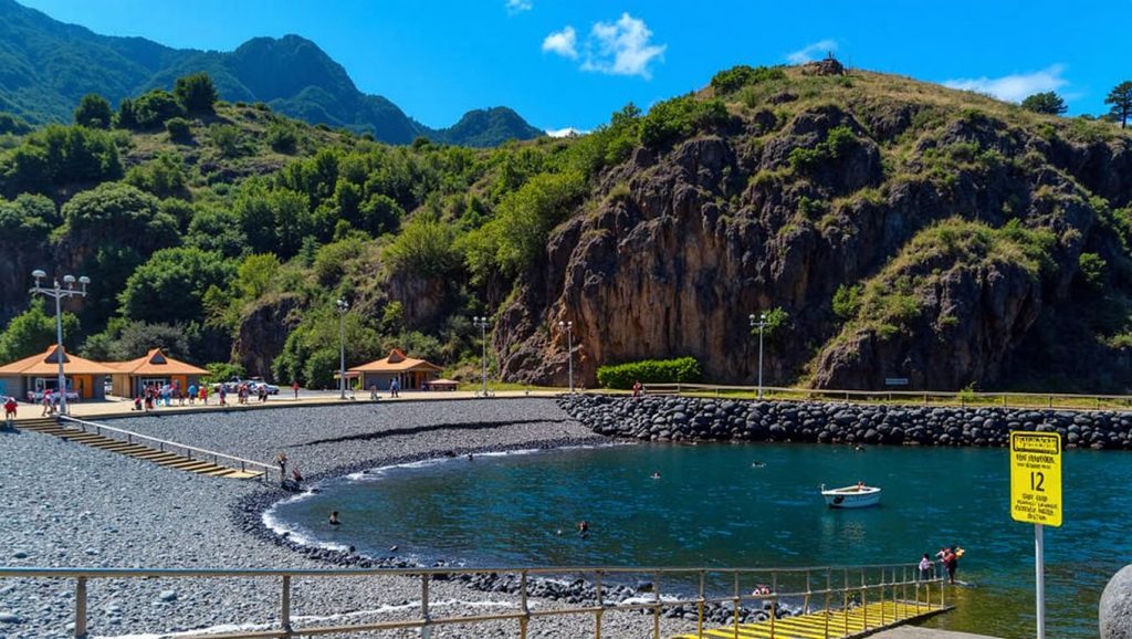 Zona de Banhos do Porto da Boca da Ribeira - Faial, Açores