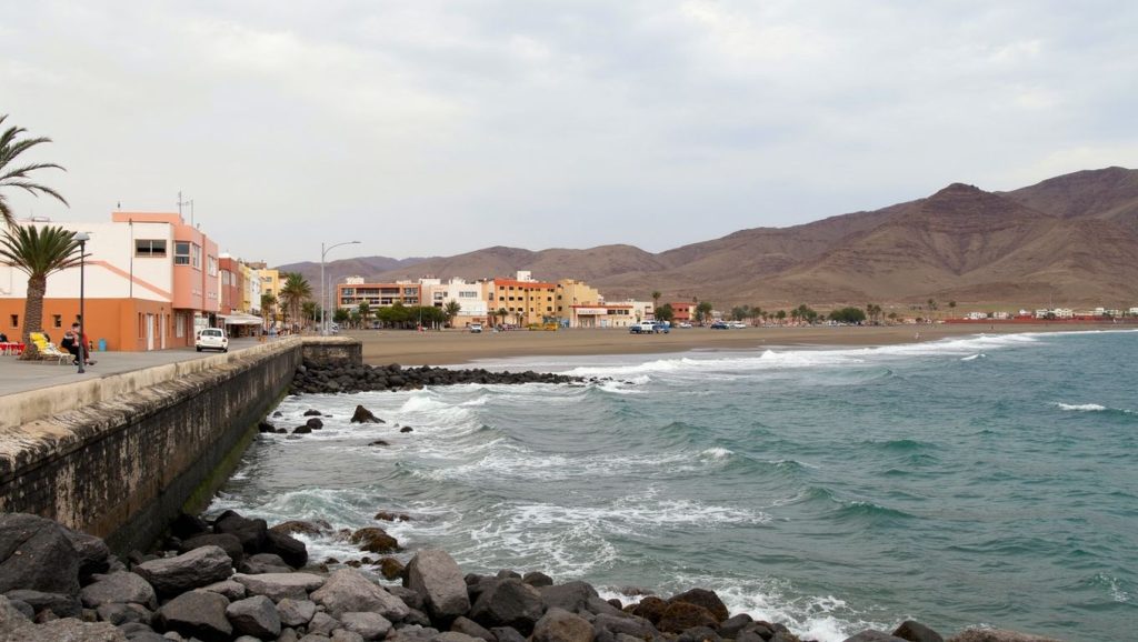 Amplio horizonte marino en Cala de las Playas, Gran Tarajal