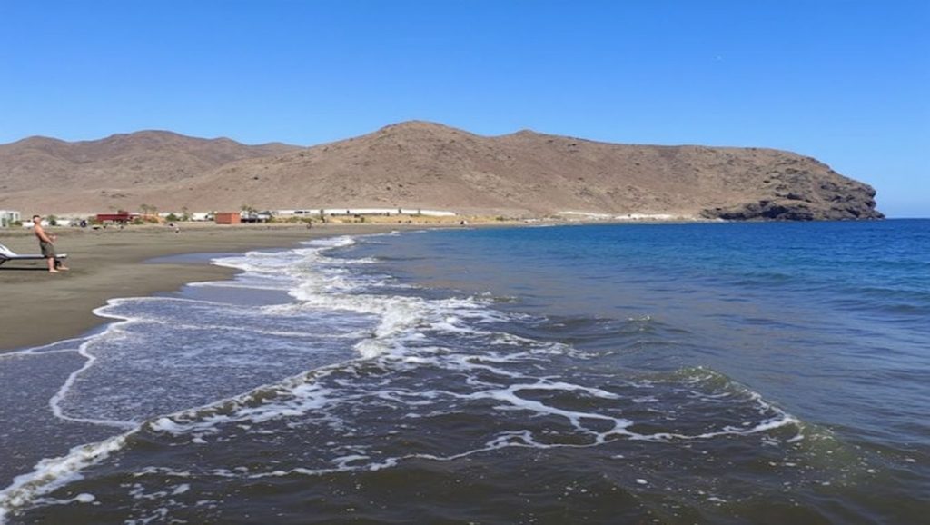 Amplio horizonte marino en Playa de la Jaqueta, Gran Tarajal