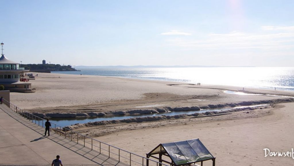 Praia de Carcavelos - Cascais, Portugal