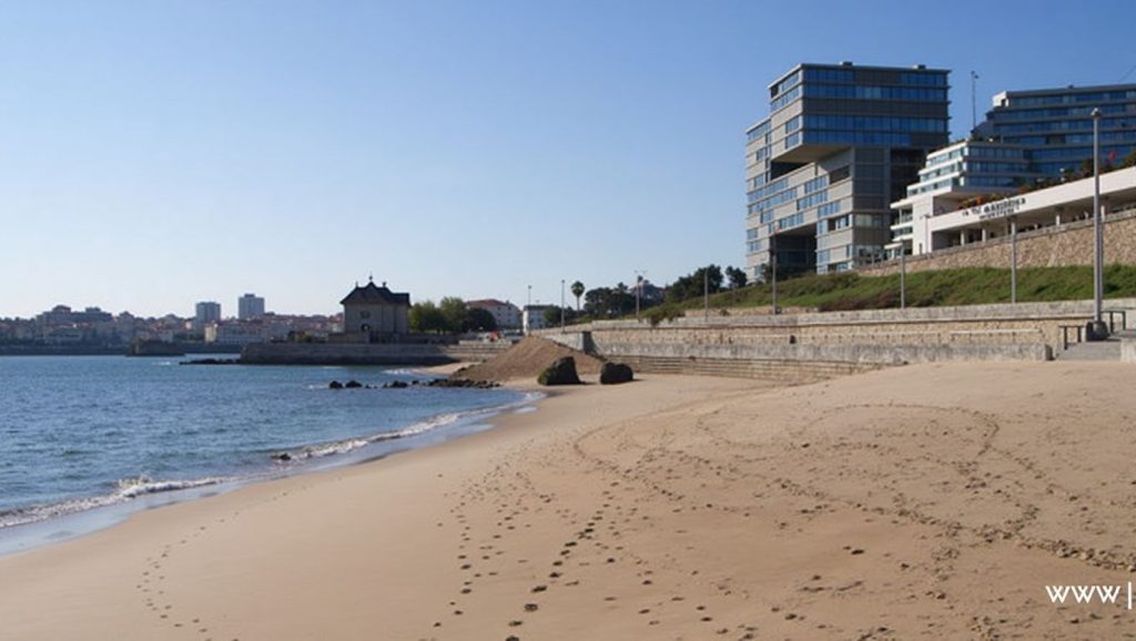 Praia das Moitas - Cascais, Portugal
