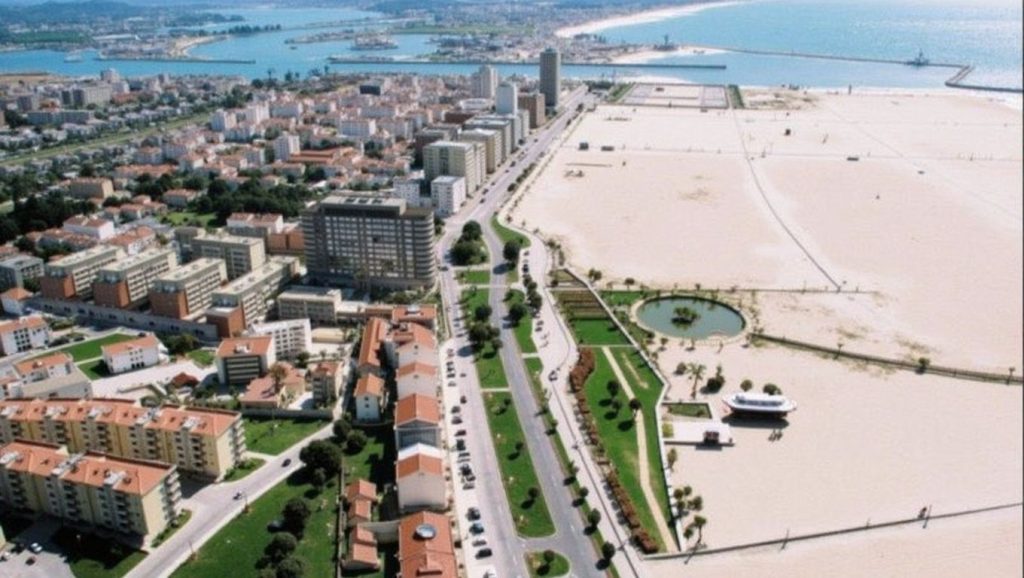 Praia do Osso da Baleia - Figueira da Foz, Portugal
