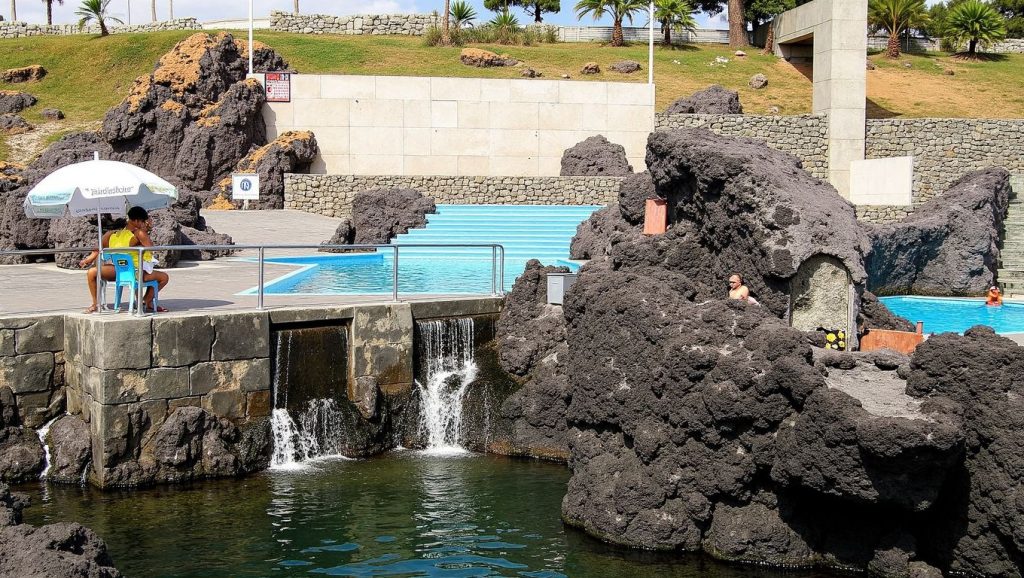 Piscina de Castelo Branco - Faial, Açores
