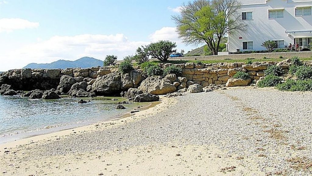 Amplio horizonte marino en na Ferradura, Capdepera