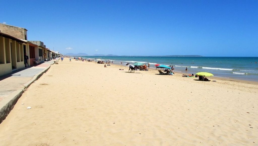 Foto de Platja Babilònia
