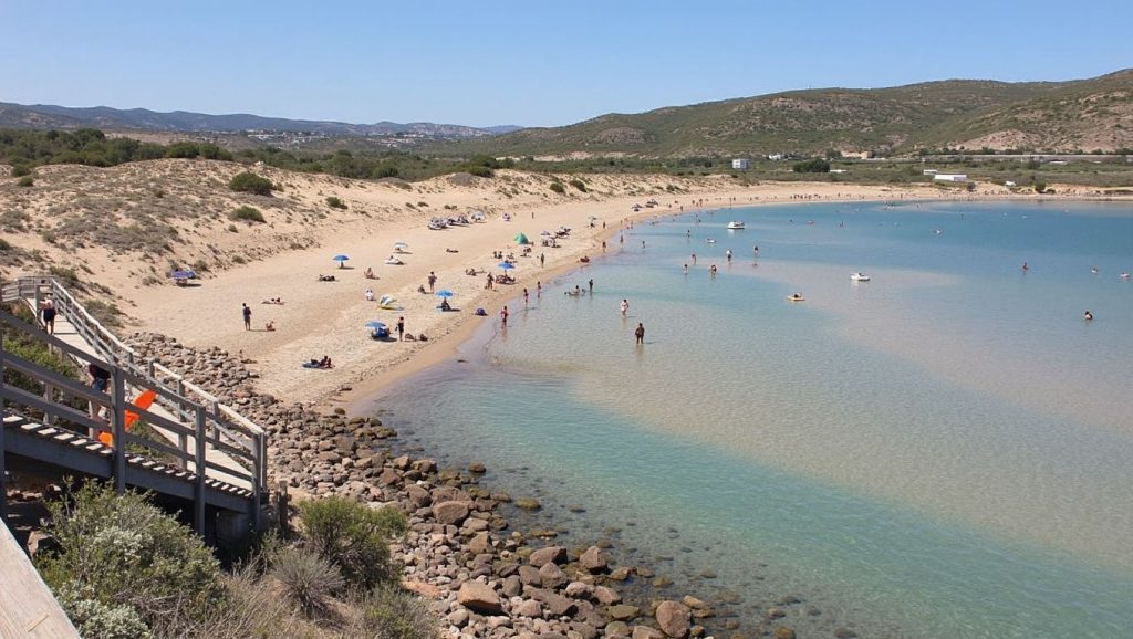 Panorámica de Platja de Formentor con cielo despejado, Pollença