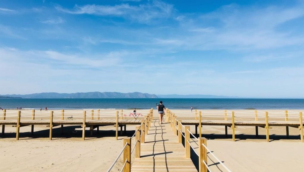 Horizonte desde Platja de Gavà Mar, Gavà, Barcelona