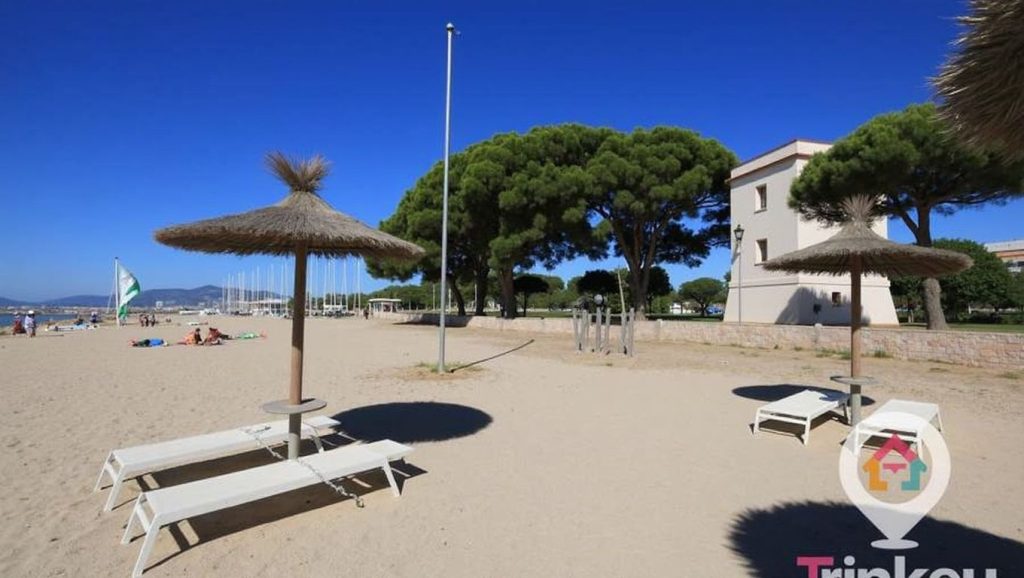 Platja de l'Esquirol — foto 4 de 6