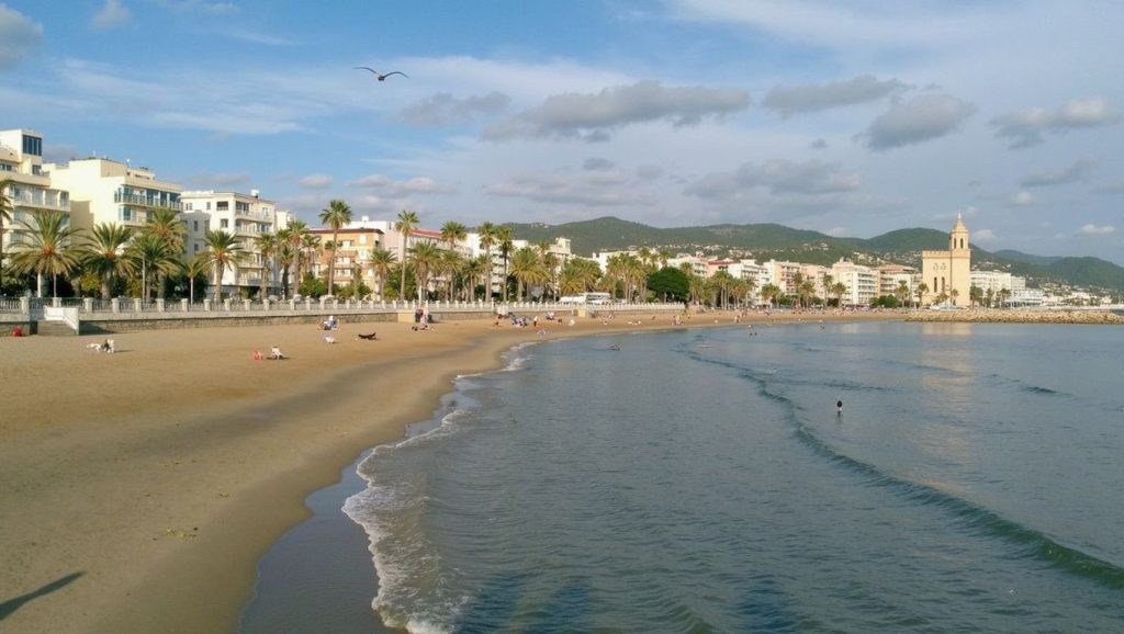 Platja de l'Estanyol (Sitges) — playa en la costa de Barcelona