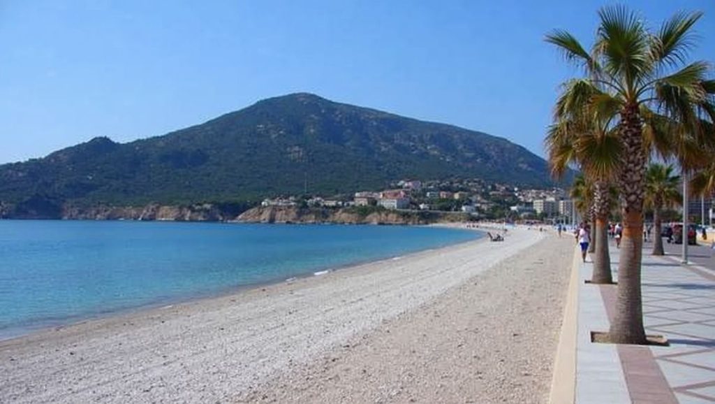 Platja de la Caleta — foto 1 de 6