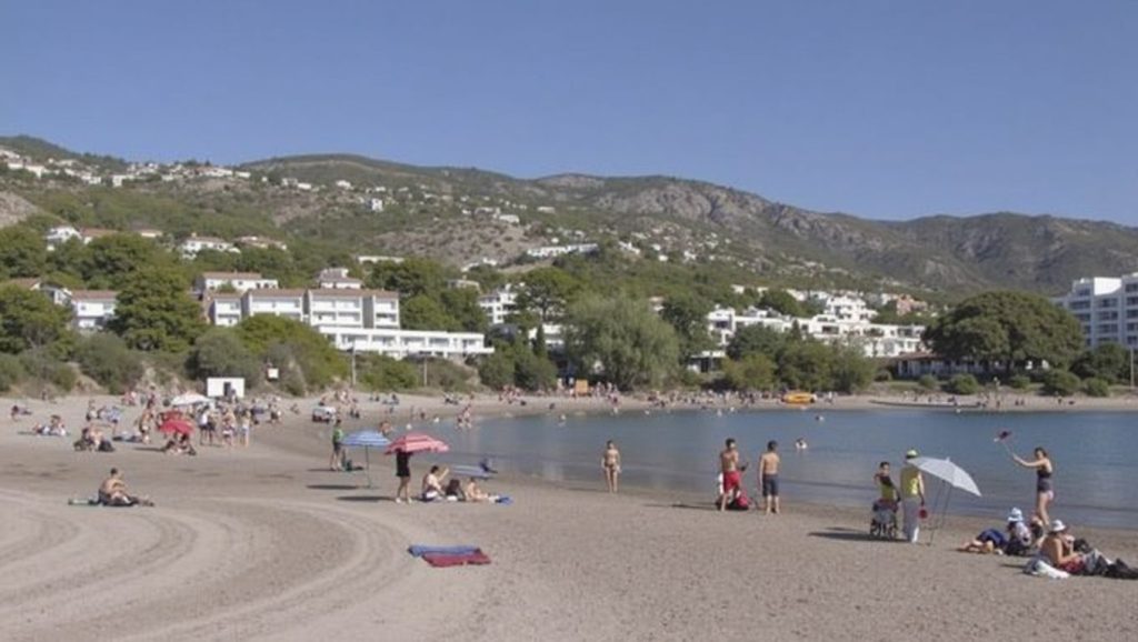 Platja de les Fonts — foto 2 de 6