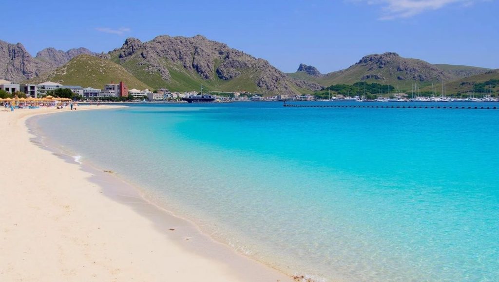 Costa de Pollença desde Platja de sa Font de Sant Pere, Mallorca