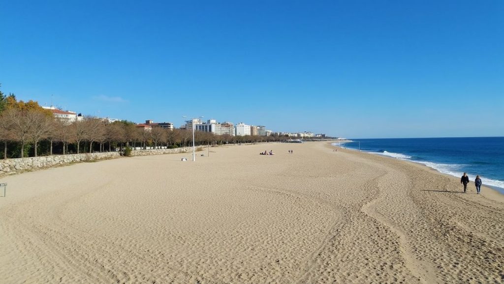 Vista amplia de Platja de Sant Adrià en Sant Adrià de Besòs, Barcelona
