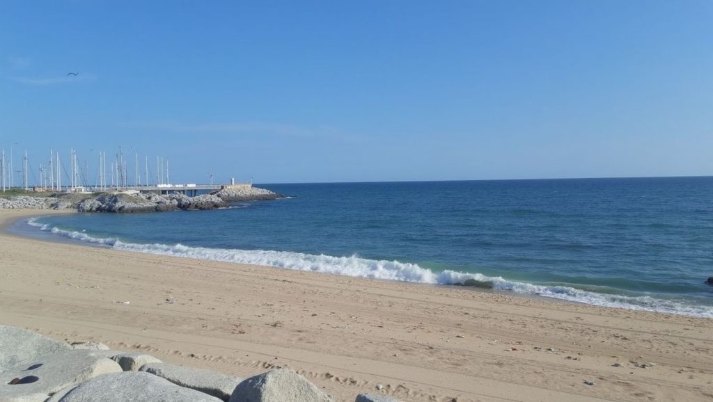 Vista del entorno de Platja de Sant Simó, Mataró, Barcelona