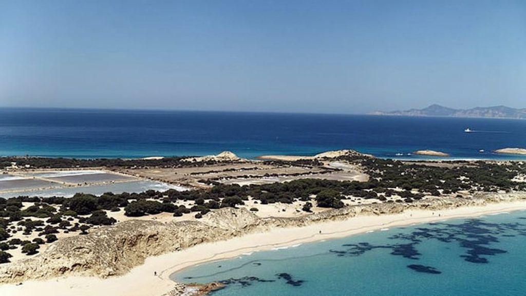 Vista del litoral en Platja de Ses Salines, Formentera