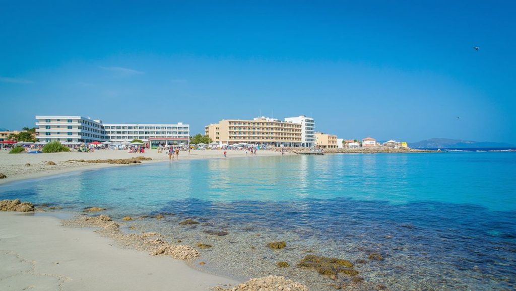 Vista de Platja de Son Bauló desde la orilla, Santa Margalida