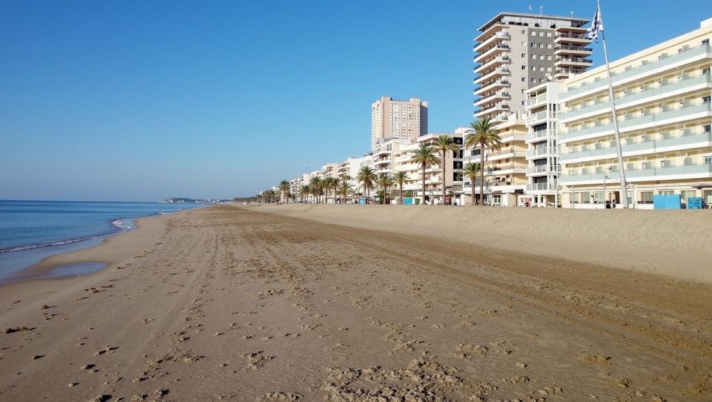 Arena fina en Platja del Bogatell, Barcelona, Barcelona