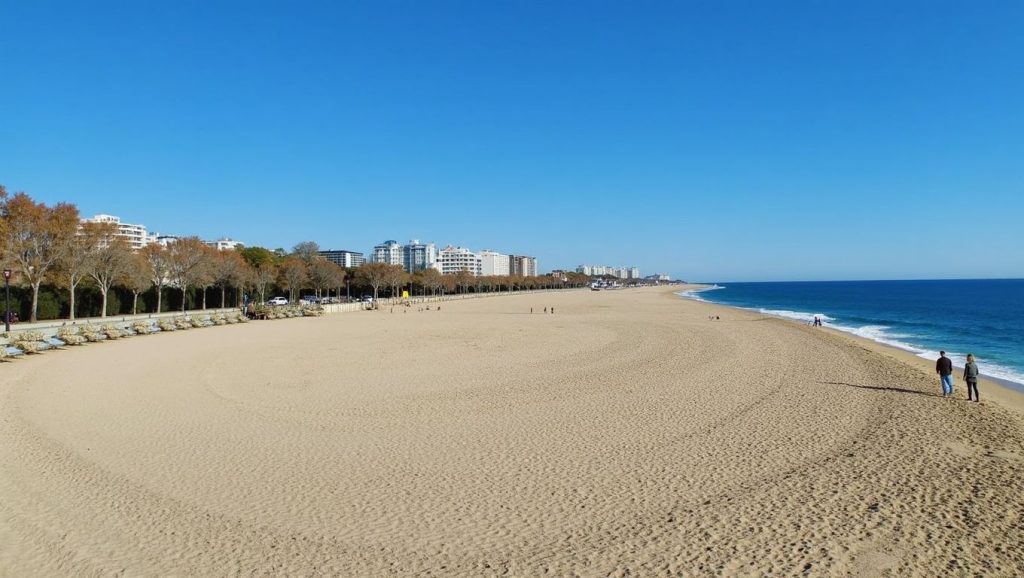 Costa de Barcelona desde Platja del Fòrum, Barcelona