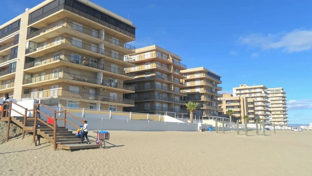 Platja dels Arenals del Sol — foto 5 de 6