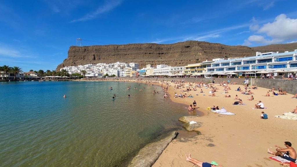 Aguas de Playa Ambar en Mogán (Gran Canaria)