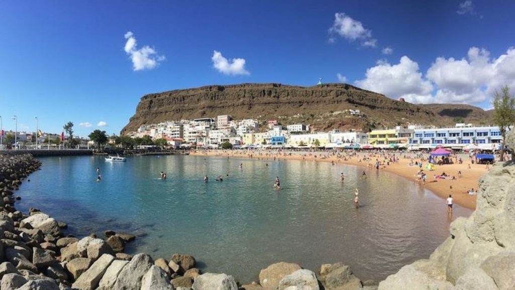 Aguas de Playa Aneas en Mogán (Gran Canaria)