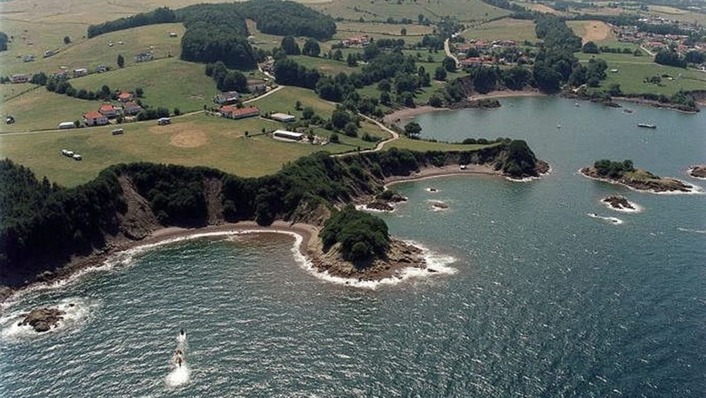 Panorámica de Playa Aramar, Asturias
