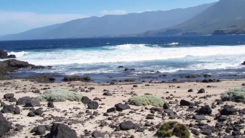 Aguas de Playa Arenas Blancas en Villa de Mazo (La Palma)