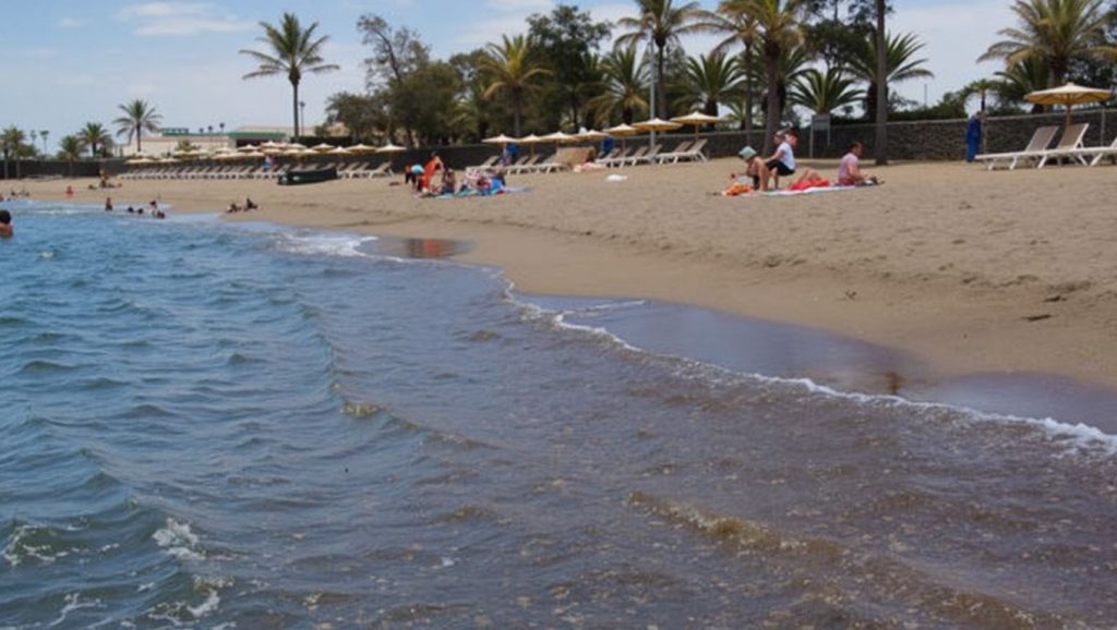 Arena de Playa Bastián, Arrecife (Lanzarote)