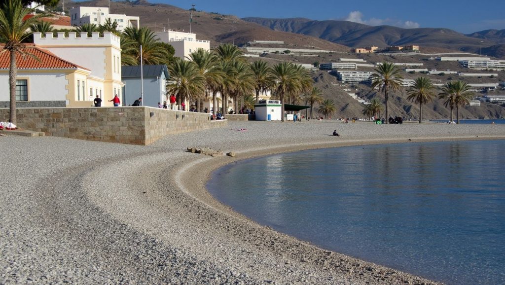 Vista general de Playa Cala Chilches, Albuñol