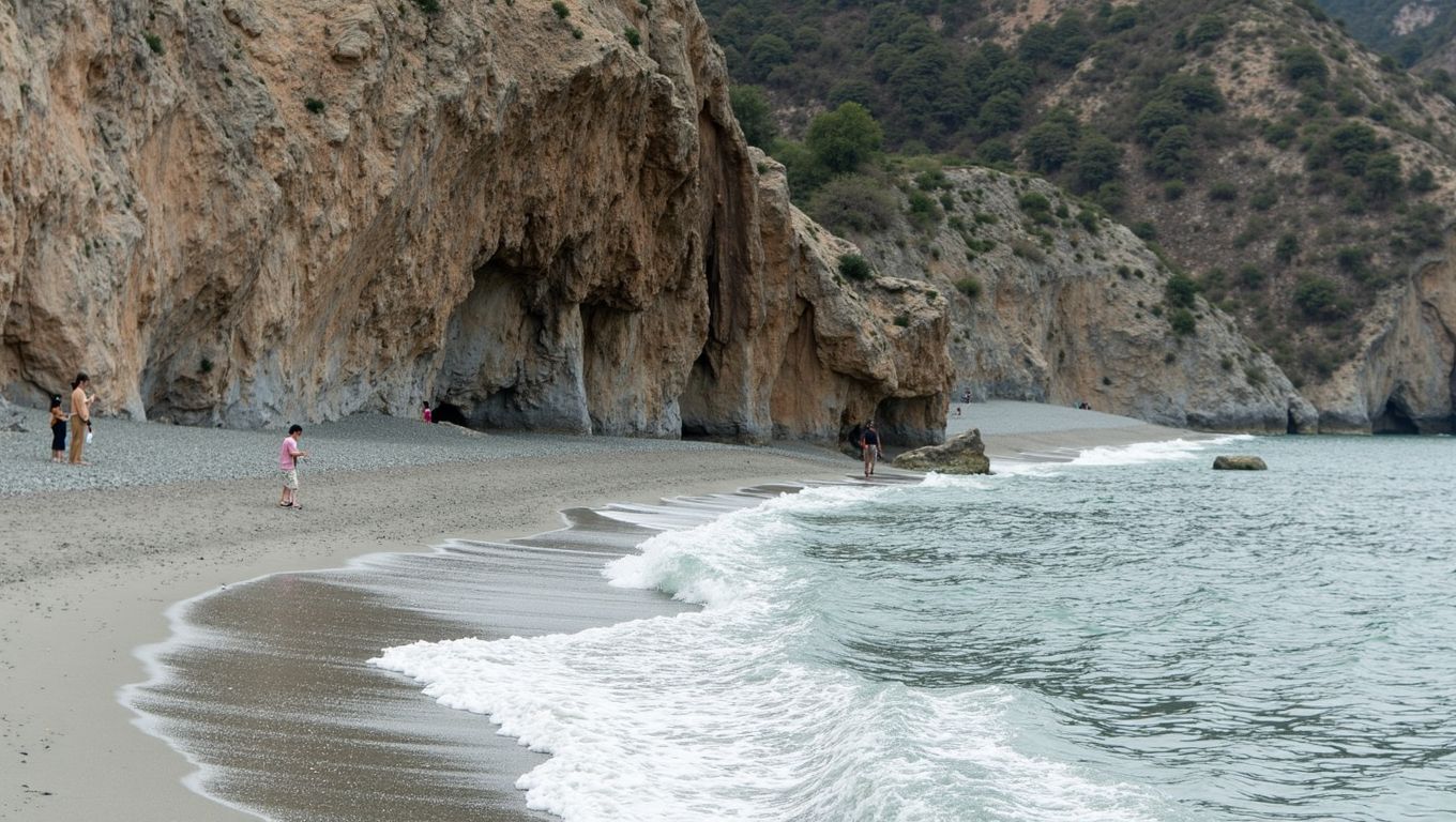 Playa Cantarriján (Almuñécar, Granada)