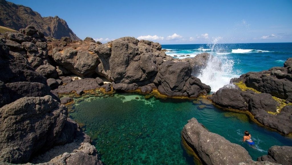 Entorno natural de Playa Charco de la Araña en Tenerife