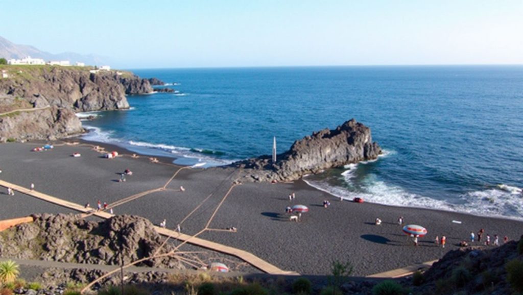 Aguas de Playa Charco del Musgo en Candelaria (Tenerife)