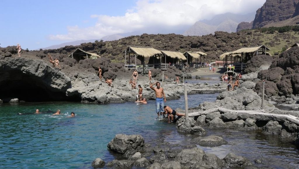 Entorno natural de Playa Chica en Tenerife