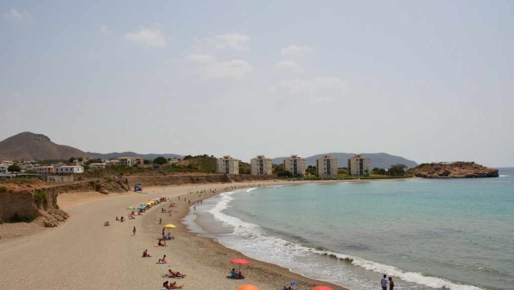 Playa Cola de Caballo — foto 1 de 6