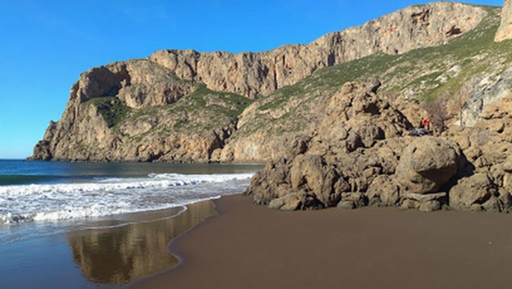 Playa Cola de Caballo — foto 4 de 6