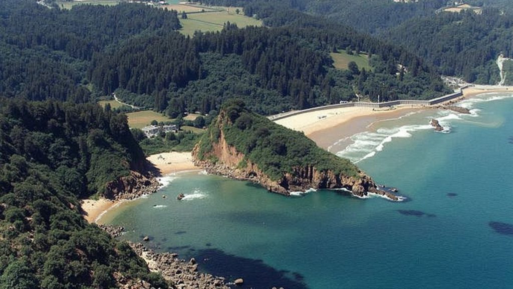 Entorno natural de Playa de Aguilar en Asturias