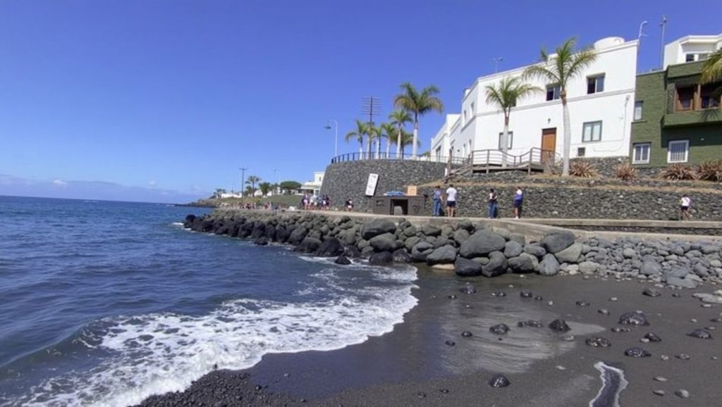 Arena volcánica de Playa de Alcalá, Guía de Isora (Tenerife)