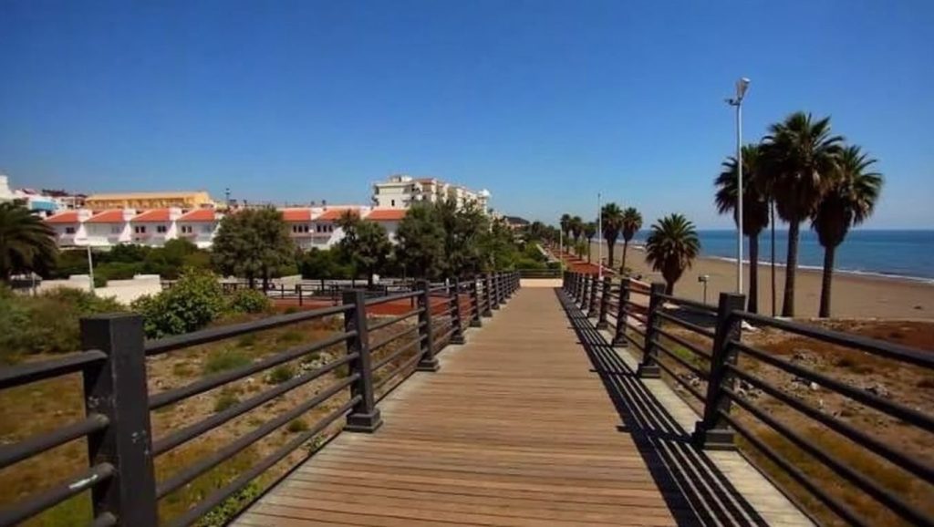 Horizonte desde Playa de Algarrobo-Costa, Algarrobo, Málaga