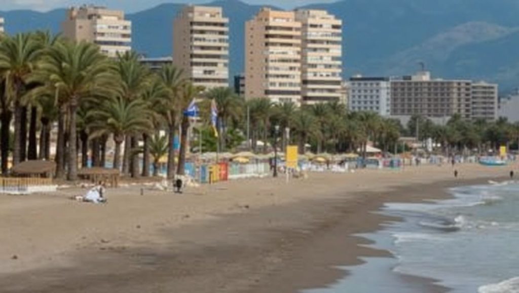 Playa de Bajondillo — foto 3 de 6