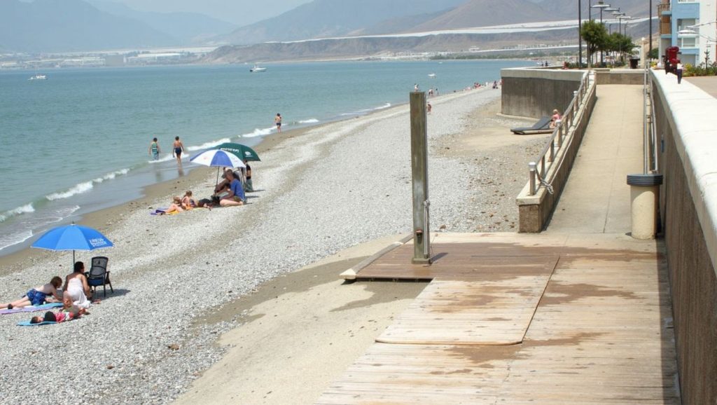Vista del litoral en Playa de Balerma, El Ejido