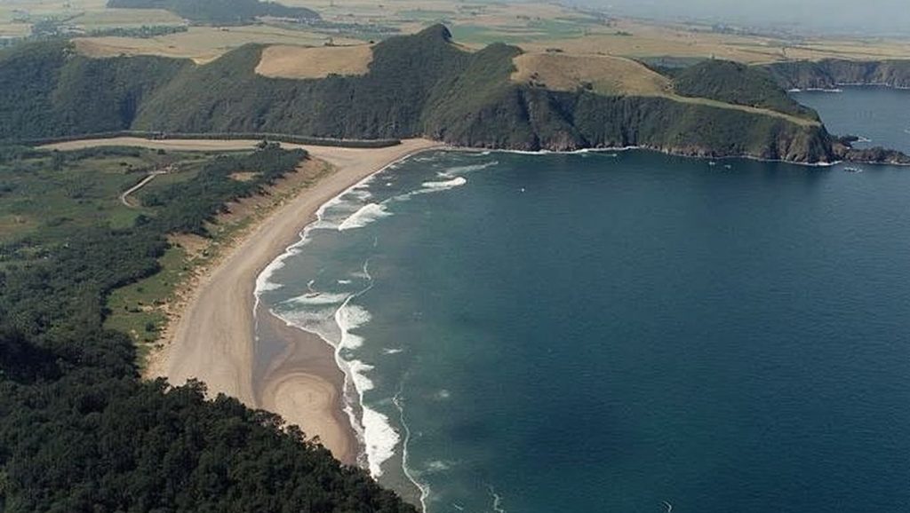Aguas de Playa de Barayu en Valdés (Asturias)
