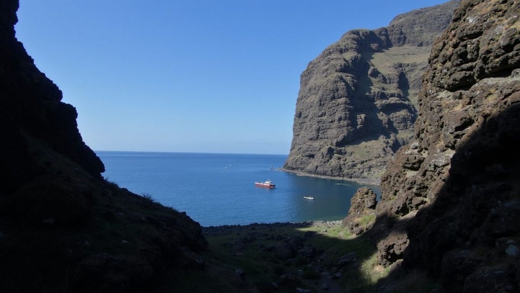 Arena volcánica de Playa de Barranco Seco, Santiago del Teide (Tenerife)