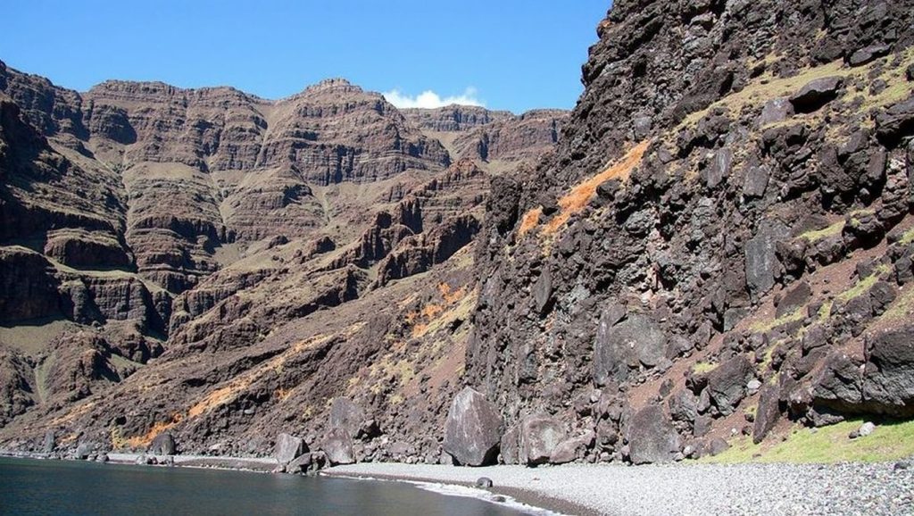 Aguas de Playa de Barranco Seco en Santiago del Teide (Tenerife)