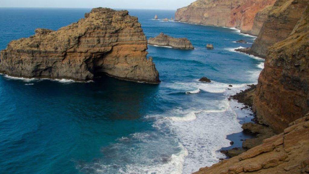 Entorno natural de Playa de Bujarén en La Palma
