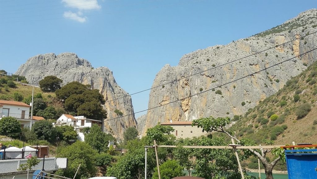 Playa de Caleta de Vélez — foto 1 de 6