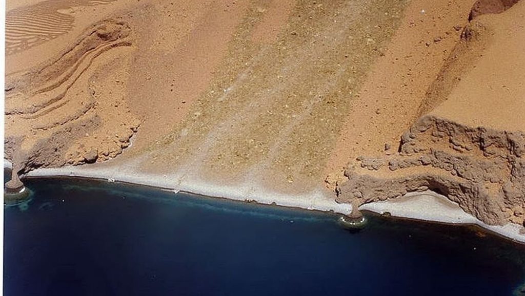 Entorno natural de Playa de Chinguarime en La Gomera