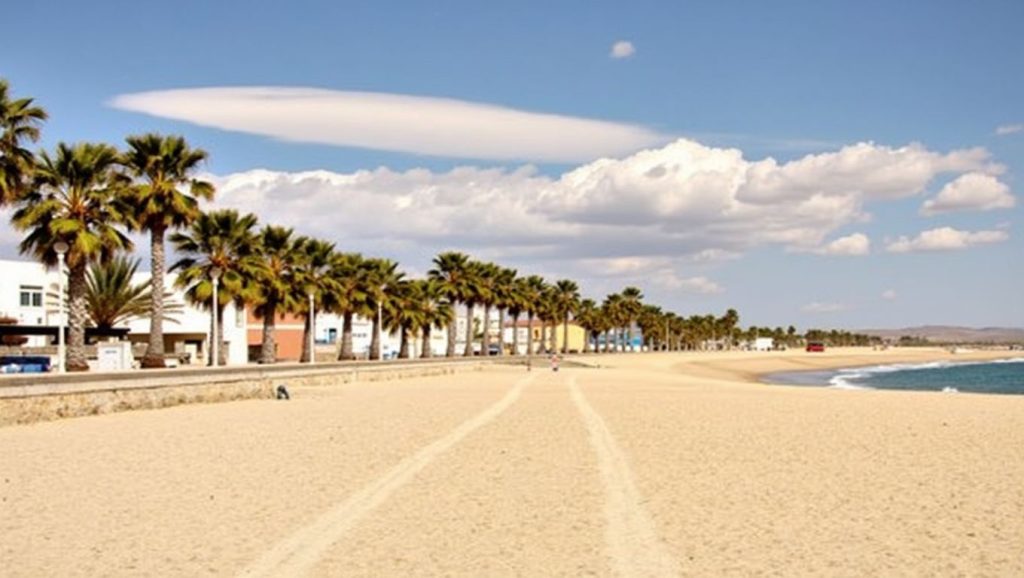 Costa de Almería desde Playa de Costacabana, Almería